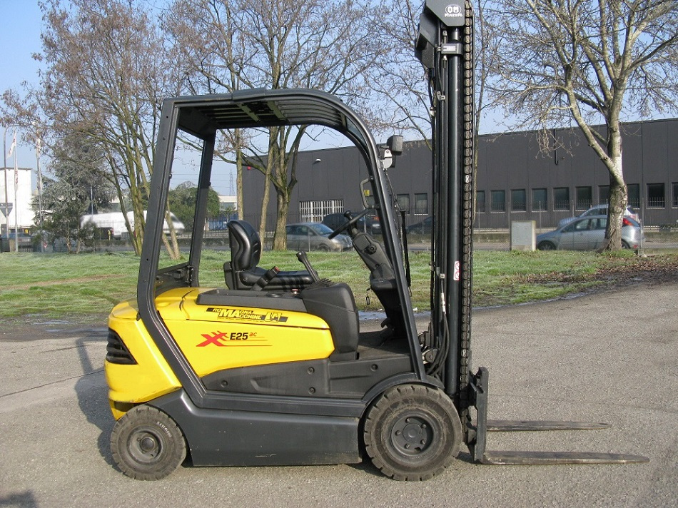 OM XE 25 AC 2035 Carrelli usati - Romagna Macchine
